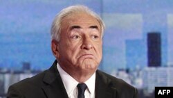 Ông Dominique Strauss-Kahn trả lời phỏng vấn với đài truyền hình Pháp TF1