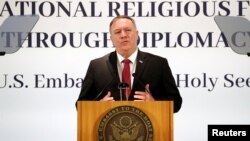 Ông Pompeo tại sự kiện ở Rome hôm 30/9.