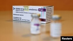 TƯ LIỆU: Những lọ vaccine ngừa COVID-19 của hãng AstraZeneca tại bệnh viện Đào Viên ở thành phố Đào Viện, Đài Loan, ngày 12 tháng 4, 2021.