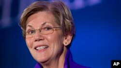 Thượng nghị sĩ đảng Dân chủ bang Massachusetts, bà Elizabeth Warren, phát biểu tại Hội nghị Chính sách hàng năm lần thứ hai của Trung tâm vì Sự tiến bộ của Người Mỹ ở Washington, 19/11/2014.