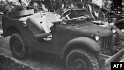 Chiếc xe Jeep Bantam số 1, được chuyển đến Camp Holabird, Maryland, 23/9/1940