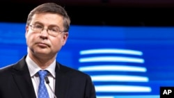 Ông Valdis Dombrovskis, ủy viên thương mại EU.