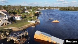 Khu vực Steinhatchee, Florida, bị tàn phá bởi bão Helene, 27 tháng Chín.