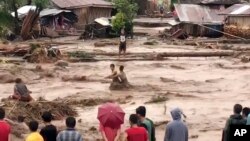 Bão Tembin làm chết 75 người ở Philippines