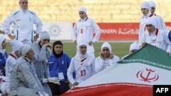 FIFA hủy bỏ trận đấu vòng loại giữa Jordan và Iran vì nhà cầm quyền Iran không cho nữ cầu thủ bóng đá thi đấu mà không đội khăn