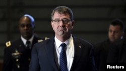 Bộ trưởng Quốc phòng Hoa Kỳ Ashton Carter.