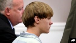 Dylann Roof xuất hiện tại một phiên tòa ở Charleston, South Carolina hôm 16/7/2015.