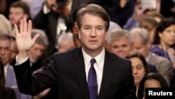 Ông Brett Kavanaugh tuyên thệ trước phiên điều trần chuẩn thuận chức vụ tại Thượng viện Hoa Kỳ ngày 4/9/2018.