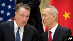 Đại diện Thương mại Hoa Kỳ Robert Lighthizer cùng Phó Thủ tướng Trung Quốc Lưu Hạc tại Bắc Kinh, ngày 15/02/2019.