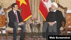 Chủ tịch nước Trương Tấn Sang hội đàm với Tổng thống Iran Hassan Rouhani. (Ảnh: Nguyễn Khang/TTXVN). Ảnh chụp màn hình trang web vietnamplus.vn