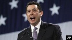 Dân biểu Chaffetz yêu cầu cho biết tại sao thông tin cá nhân của nhân viên chính phủ và những người đã nghỉ hưu lại không được mã hoá