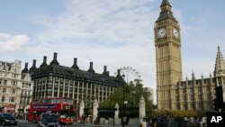 Tháp Big Ben là một trong những mục tiêu ở London mà Umar Haque đào tạo các học sinh để nhắm tấn công, theo các công tố viên của Anh.